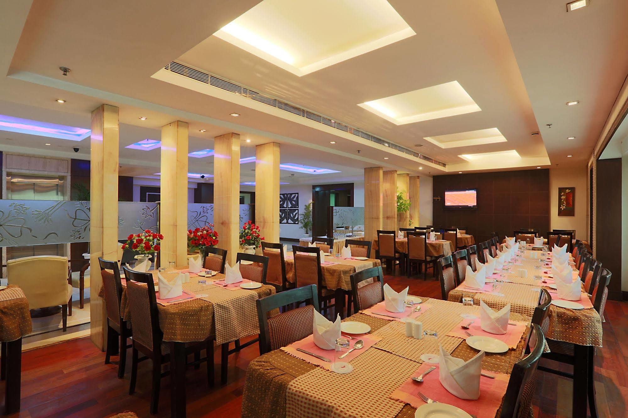 Hotel Airport Residency New Delhi Eksteriør billede