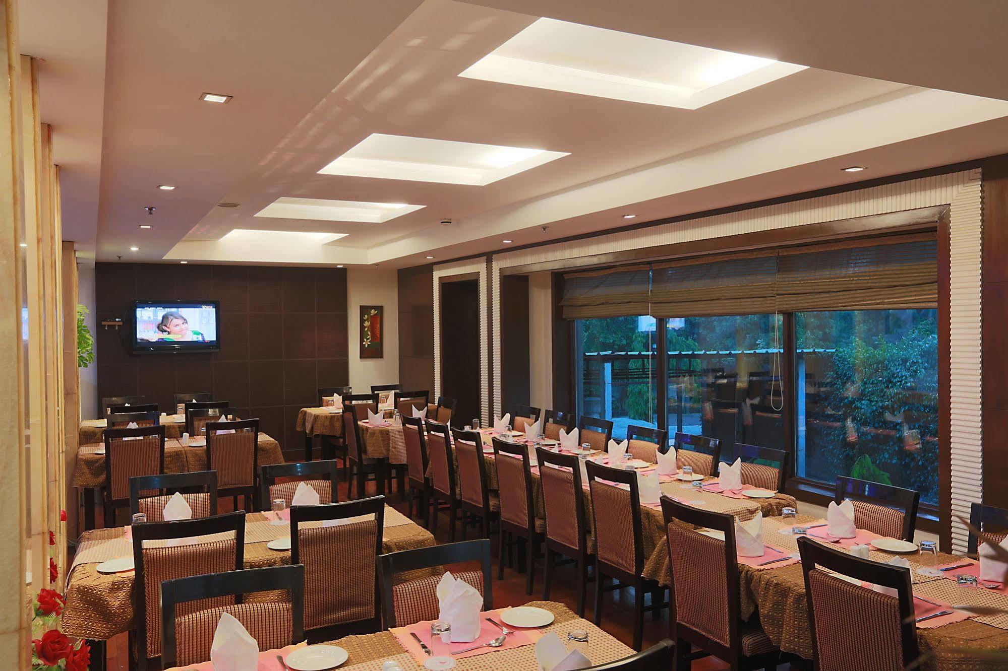 Hotel Airport Residency New Delhi Eksteriør billede